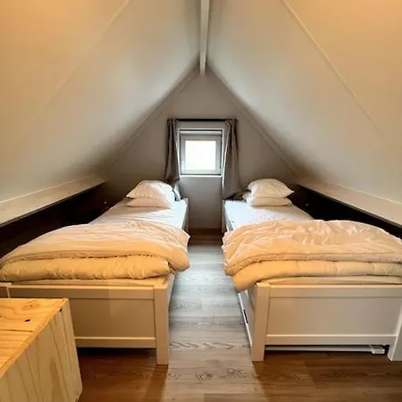 Wh1 Gezellig En Stijlvol Ingericht Vakantiehuis Met 3 Slaapkamers Voor 6 Personen * Koksijde
